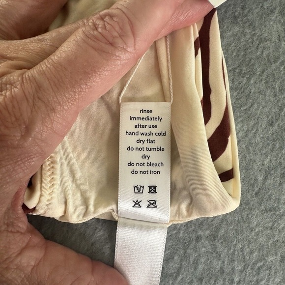 Andie Swimwear The Hipster Bikini Bottom Bias Stripe Truffle Sz Medium Sculpting - Picture 8 of 11